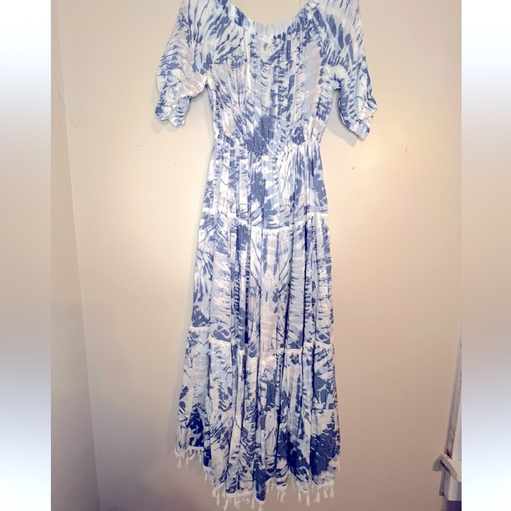 Solitaire swim maxi tiered resort style dress cover up. NWOT